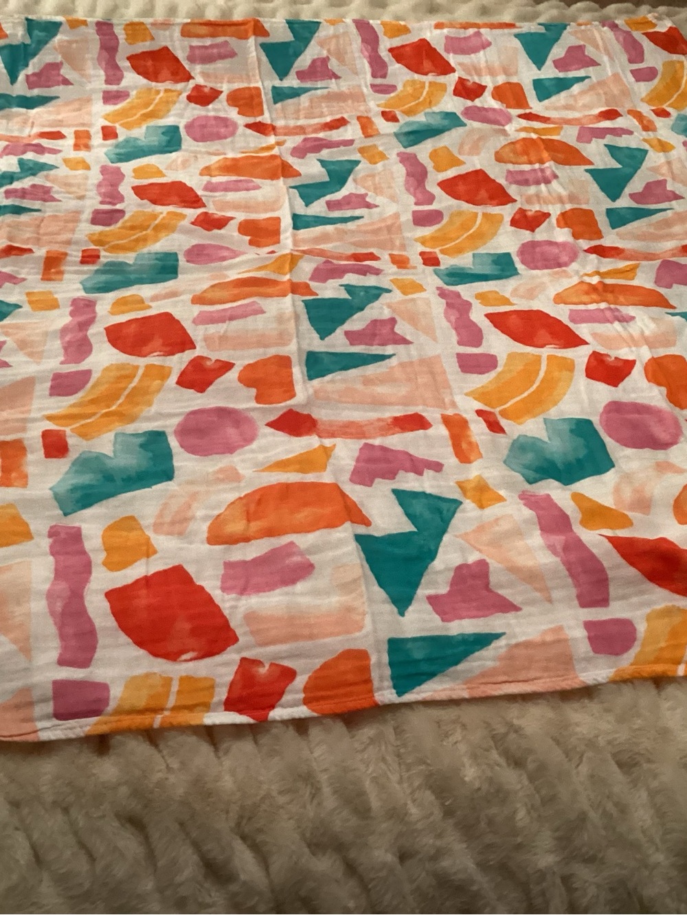Lovevery Colorful Abstract Pattern Muslin Swaddle Blanket - Multicolor